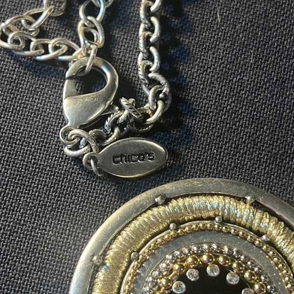 Vintage Chico’s Silver and Gold Concentric Necklace - Picture 5 of 5